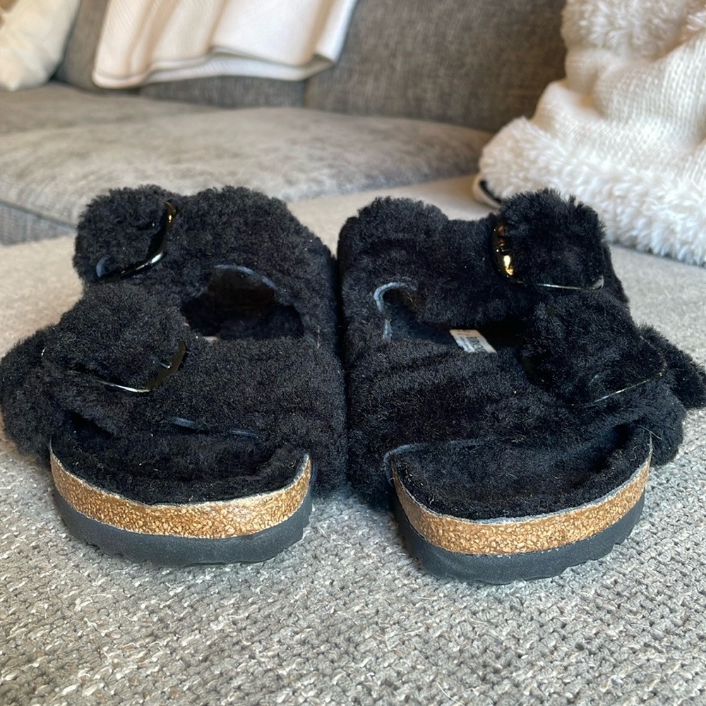 NWT BIRKENSTOCK BIG BUCKLE Fur Lined Sandals! - Picture 4 of 11
